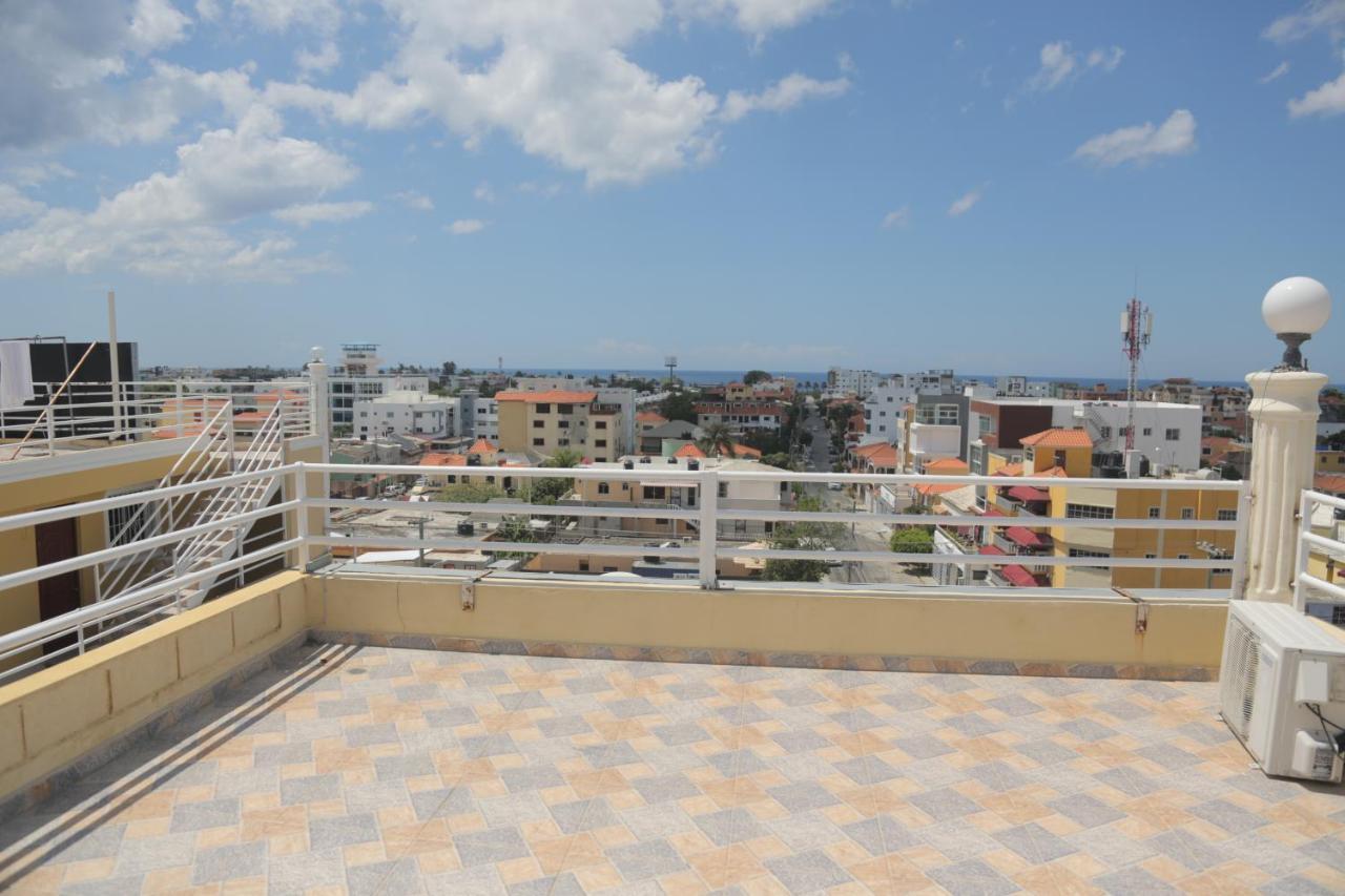 Bnb Tropical Island Aparthotel - Corales Del Sur - Santo Domingo Este Exteriör bild