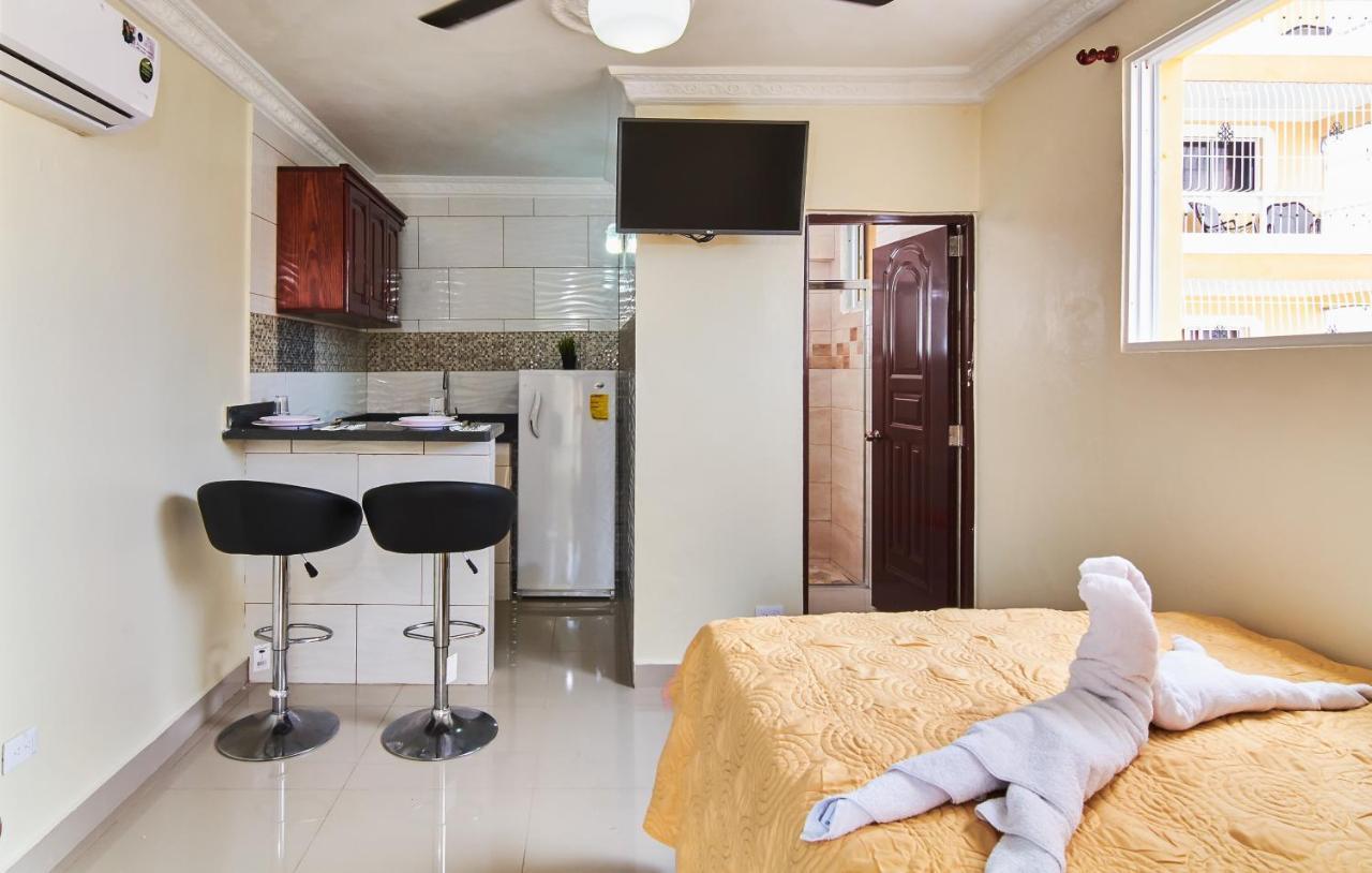 Bnb Tropical Island Aparthotel - Corales Del Sur - Santo Domingo Este Exteriör bild