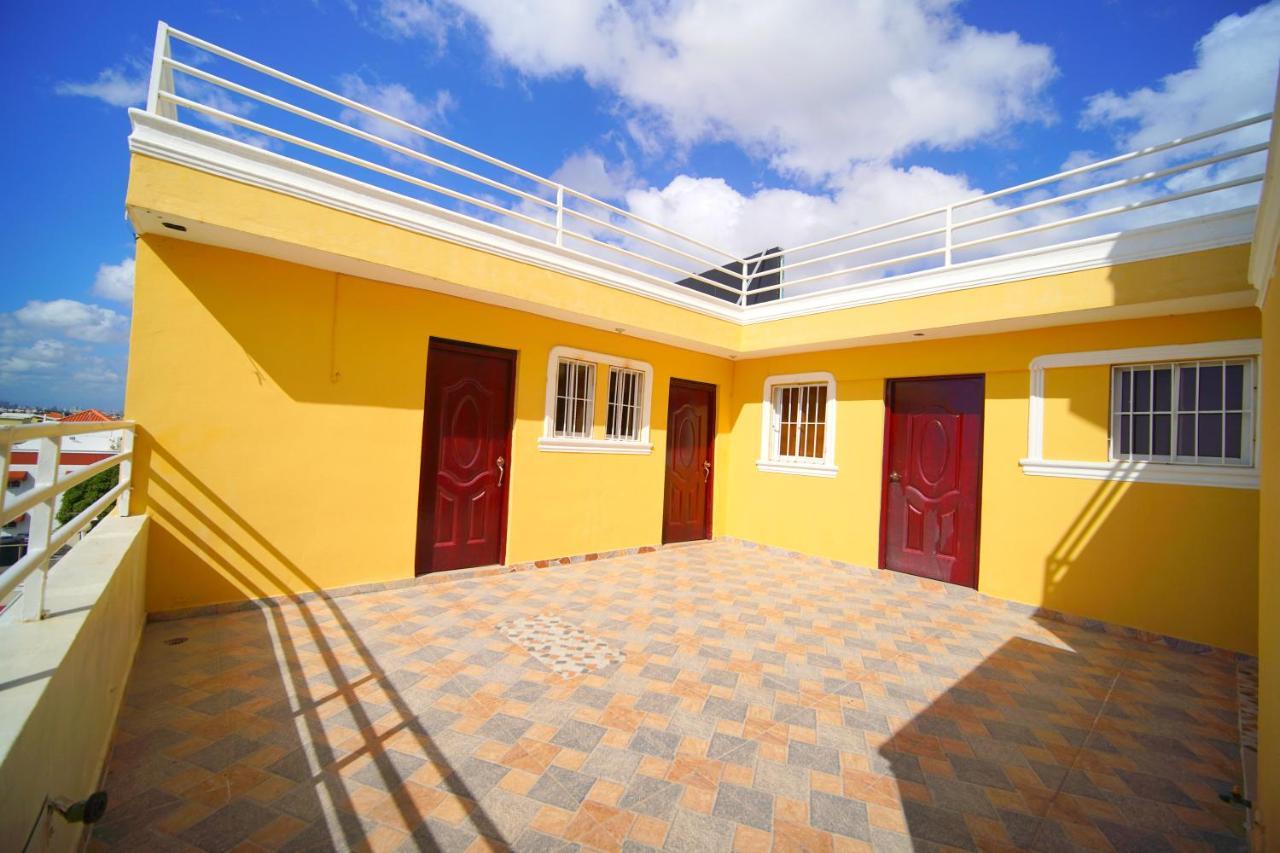 Bnb Tropical Island Aparthotel - Corales Del Sur - Santo Domingo Este Exteriör bild