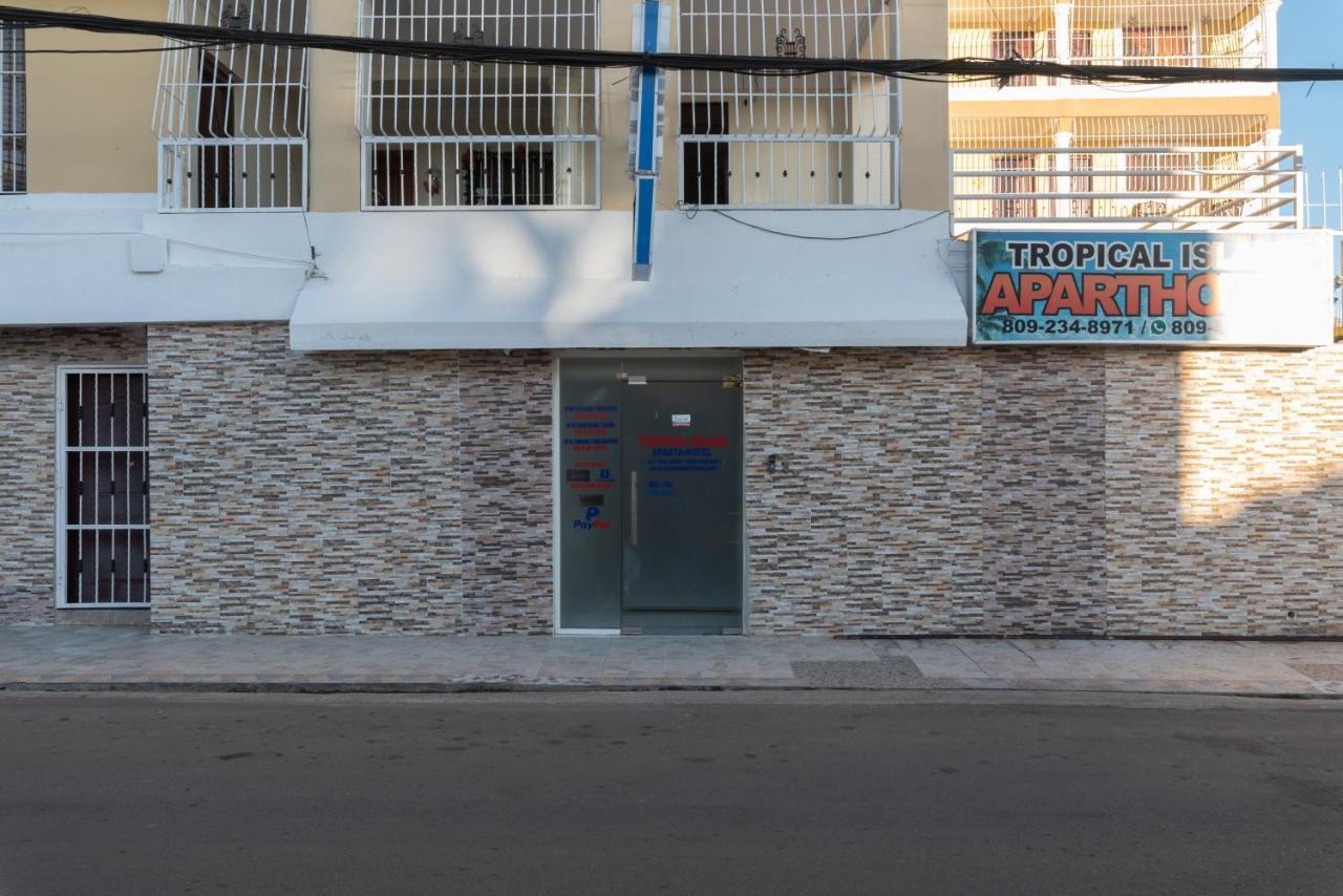 Bnb Tropical Island Aparthotel - Corales Del Sur - Santo Domingo Este Exteriör bild