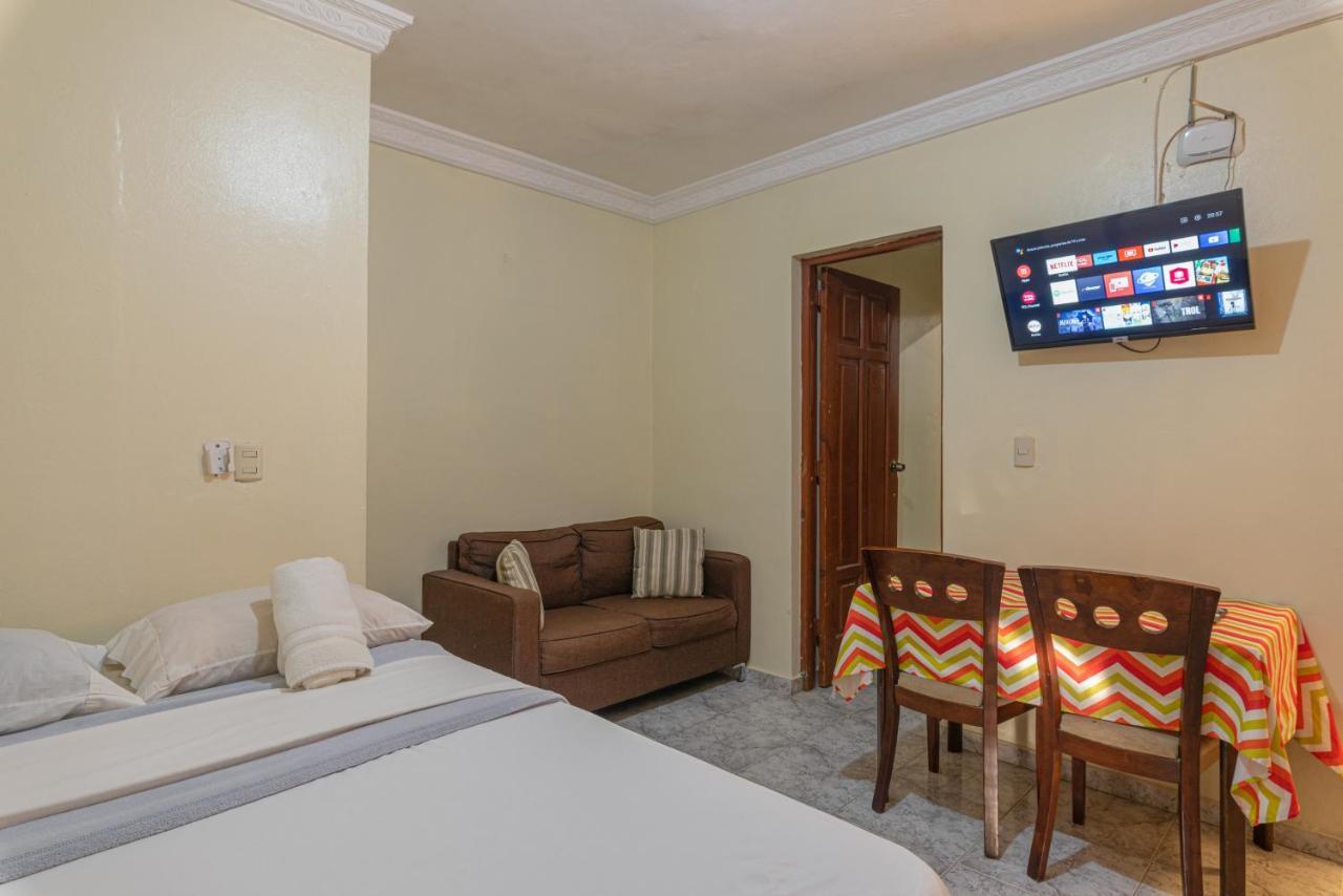 Bnb Tropical Island Aparthotel - Corales Del Sur - Santo Domingo Este Exteriör bild