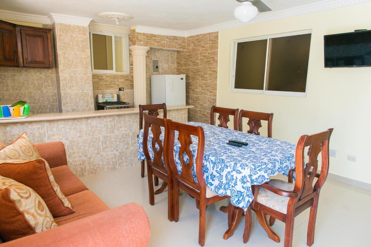 Bnb Tropical Island Aparthotel - Corales Del Sur - Santo Domingo Este Exteriör bild