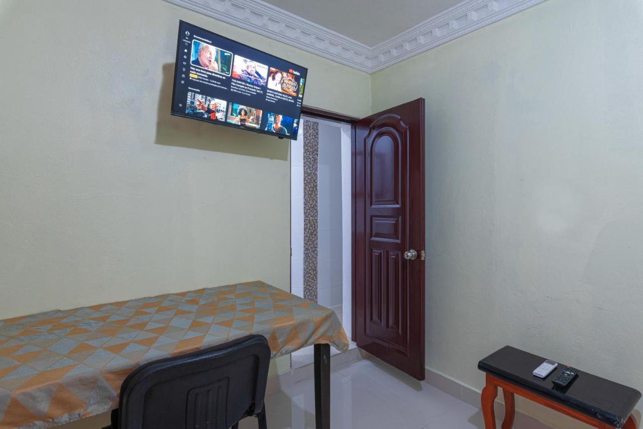 Bnb Tropical Island Aparthotel - Corales Del Sur - Santo Domingo Este Exteriör bild