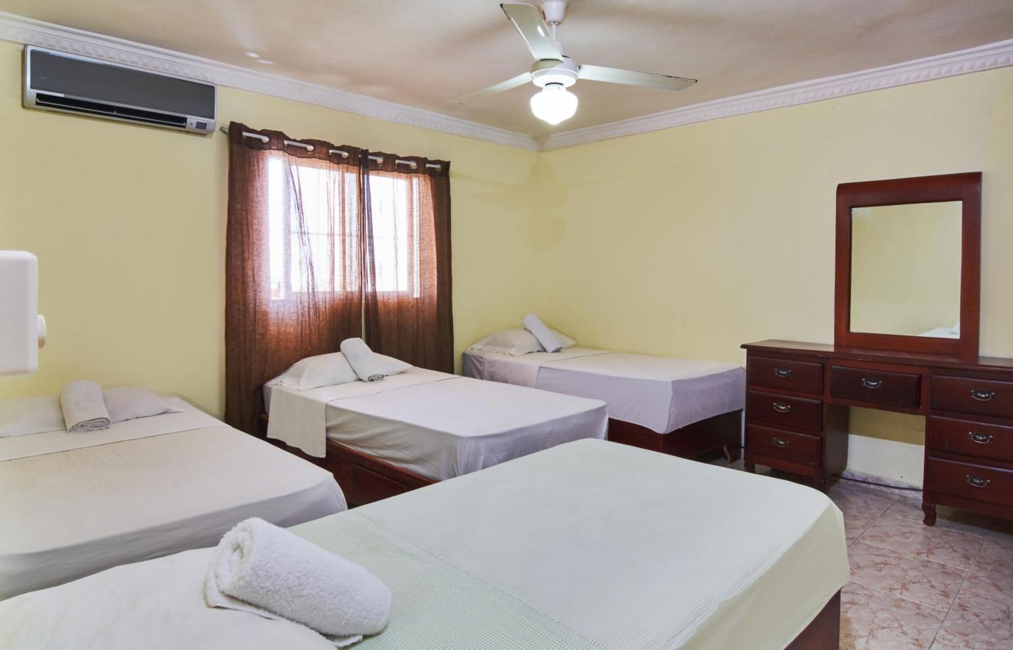 Bnb Tropical Island Aparthotel - Corales Del Sur - Santo Domingo Este Exteriör bild