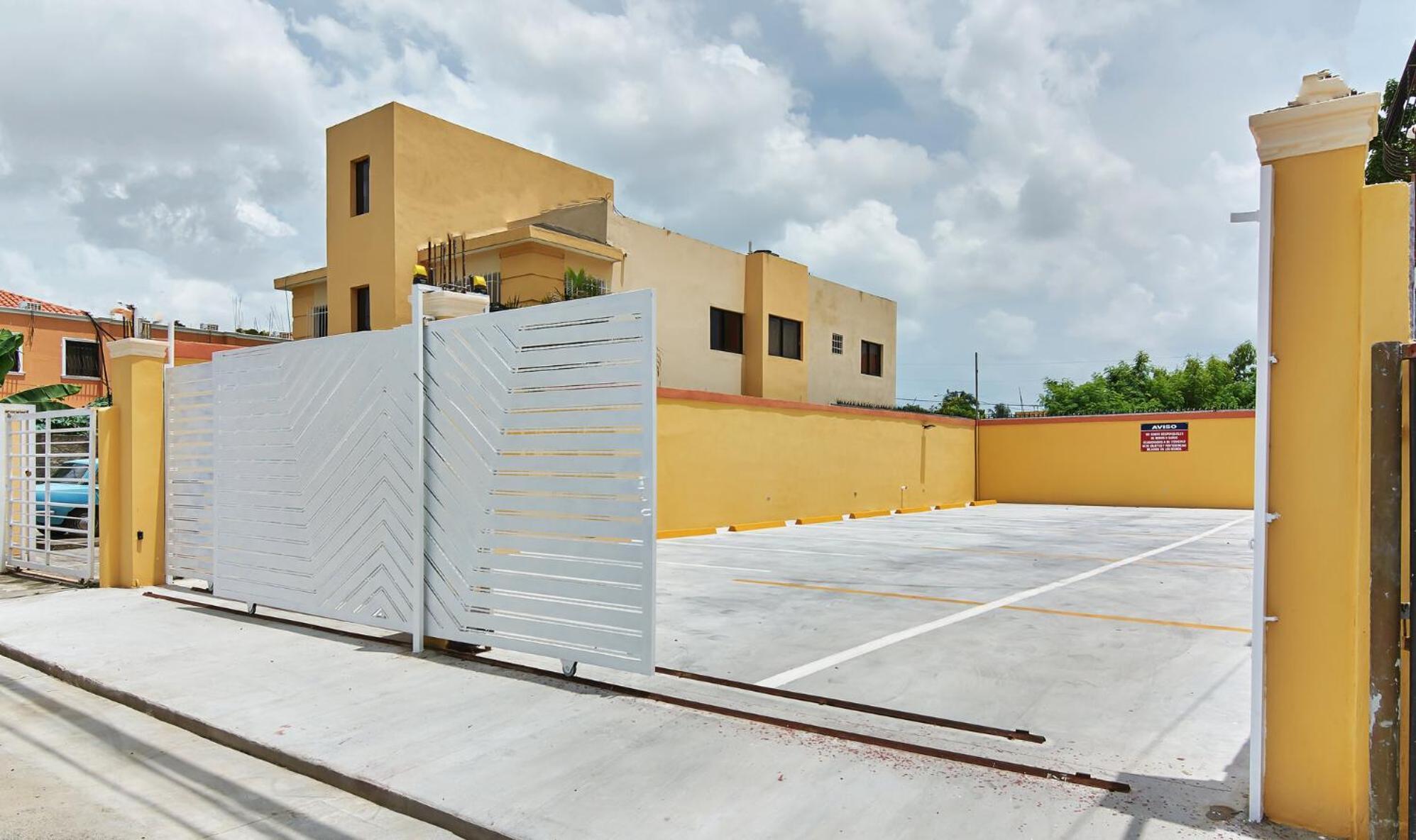 Bnb Tropical Island Aparthotel - Corales Del Sur - Santo Domingo Este Exteriör bild