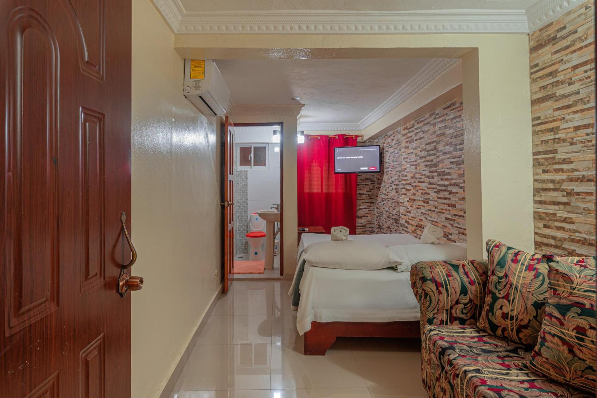 Bnb Tropical Island Aparthotel - Corales Del Sur - Santo Domingo Este Exteriör bild